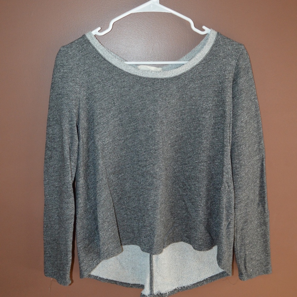 Fashionable Sweatshirt